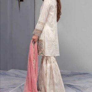 3 pcs beautiful Mariya b